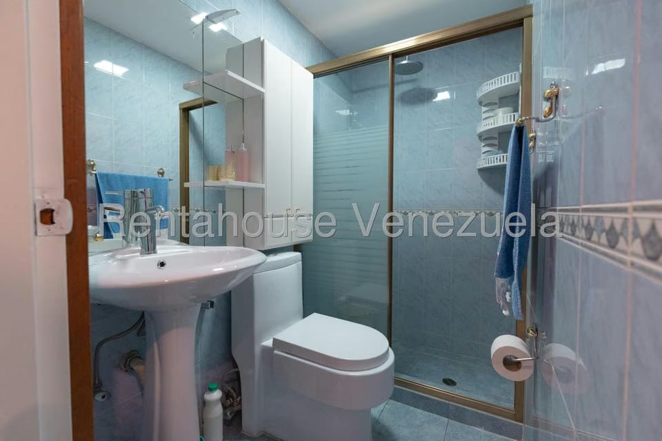 Casa (1 Nivel) en Venta en Colinas de Santa Monica, Distrito Metropolitano - 26
