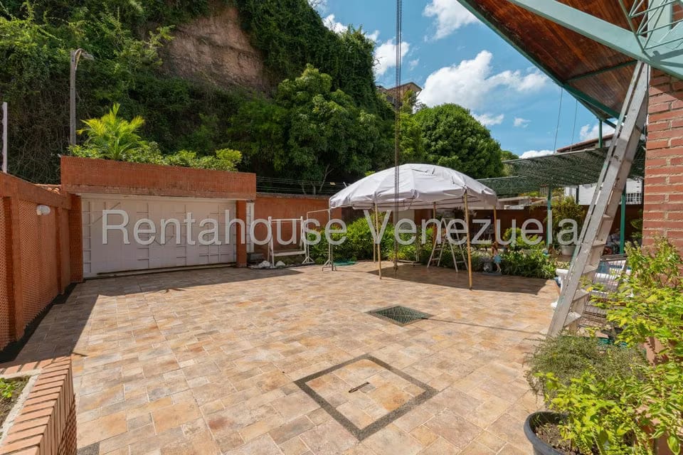 Casa (1 Nivel) en Venta en Colinas de Santa Monica, Distrito Metropolitano - 44