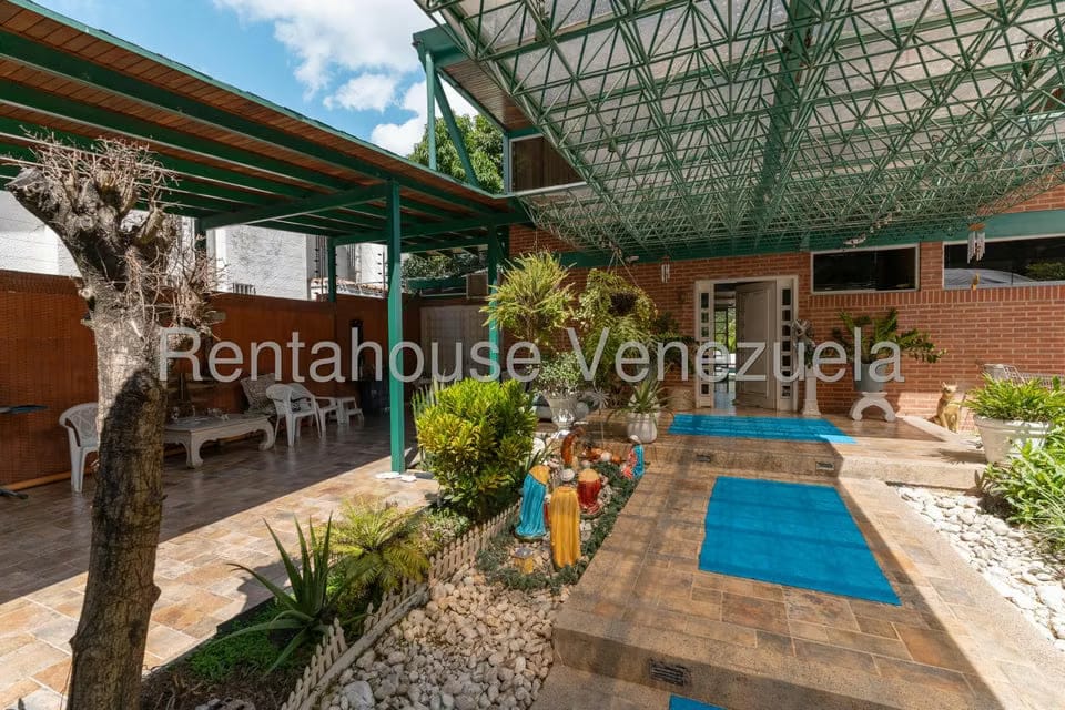 Casa (1 Nivel) en Venta en Colinas de Santa Monica, Distrito Metropolitano - 48