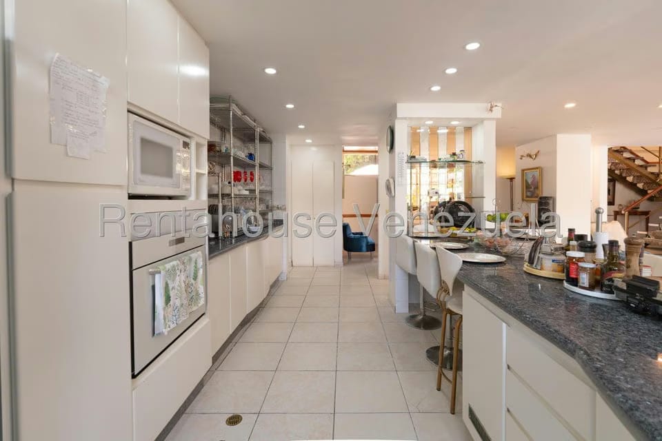 Casa (1 Nivel) en Venta en Colinas de Santa Monica, Distrito Metropolitano - 10