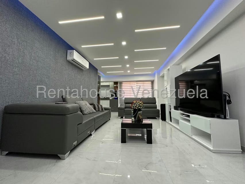 Apartamento (1 Nivel) en Venta en Base Aragua, Aragua - 2