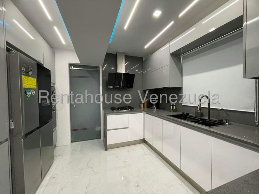 Apartamento (1 Nivel) en Venta en Base Aragua, Aragua - 12