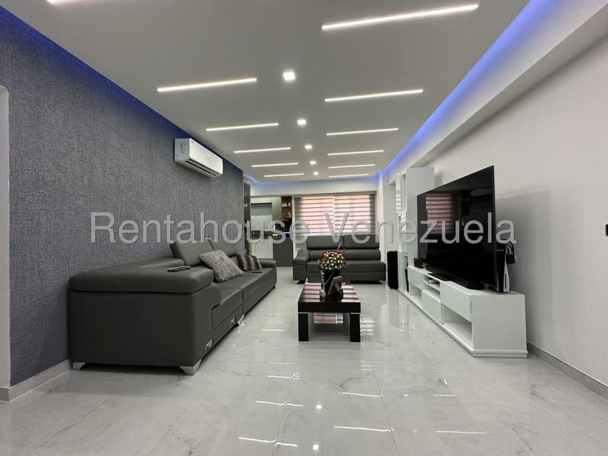 Apartamento (1 Nivel) en Venta en Base Aragua, Aragua - 3