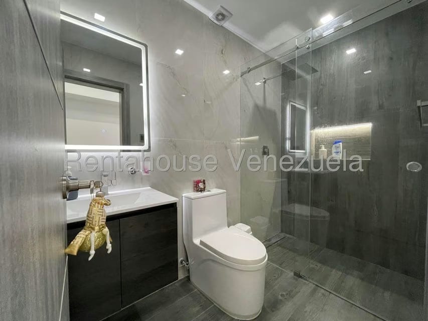 Apartamento (1 Nivel) en Venta en Base Aragua, Aragua - 34