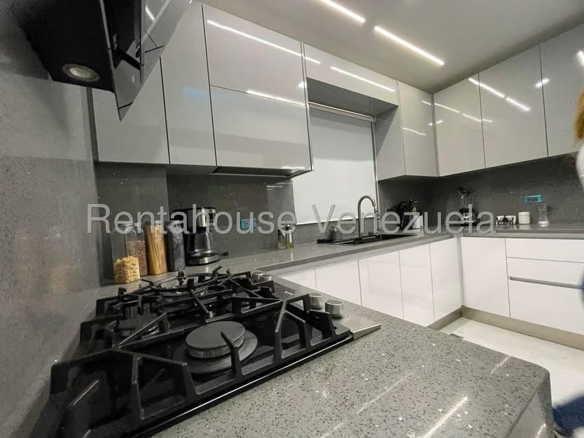 Apartamento (1 Nivel) en Venta en Base Aragua, Aragua - 36
