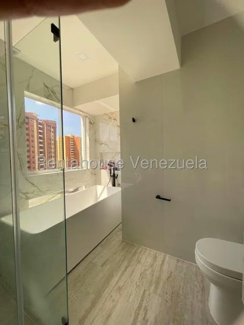 Apartamento (1 Nivel) en Venta en Base Aragua, Aragua - 42