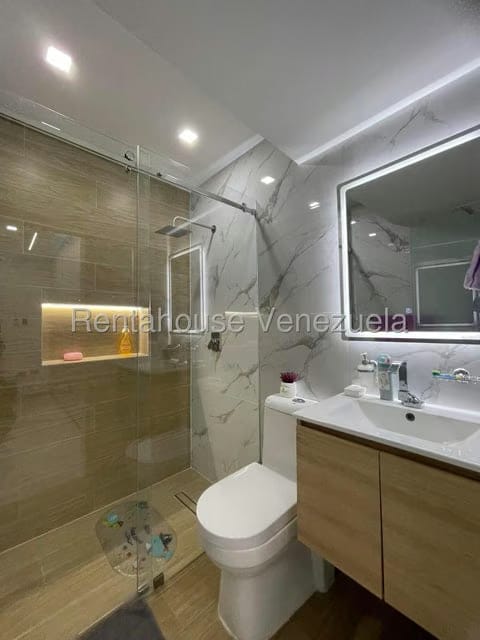 Apartamento (1 Nivel) en Venta en Base Aragua, Aragua - 49