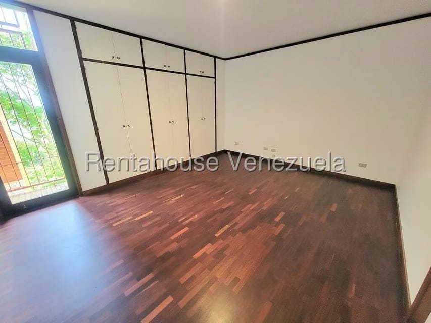 Casa (Multipes Niveles) en Alquiler en Colinas del Tamanaco, Distrito Metropolitano - 26