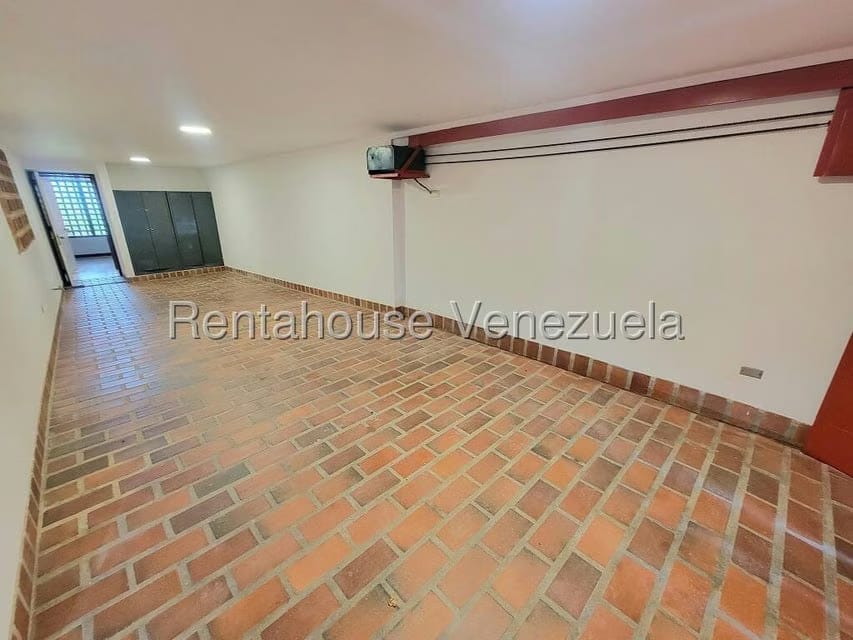 Casa (Multipes Niveles) en Alquiler en Colinas del Tamanaco, Distrito Metropolitano - 46