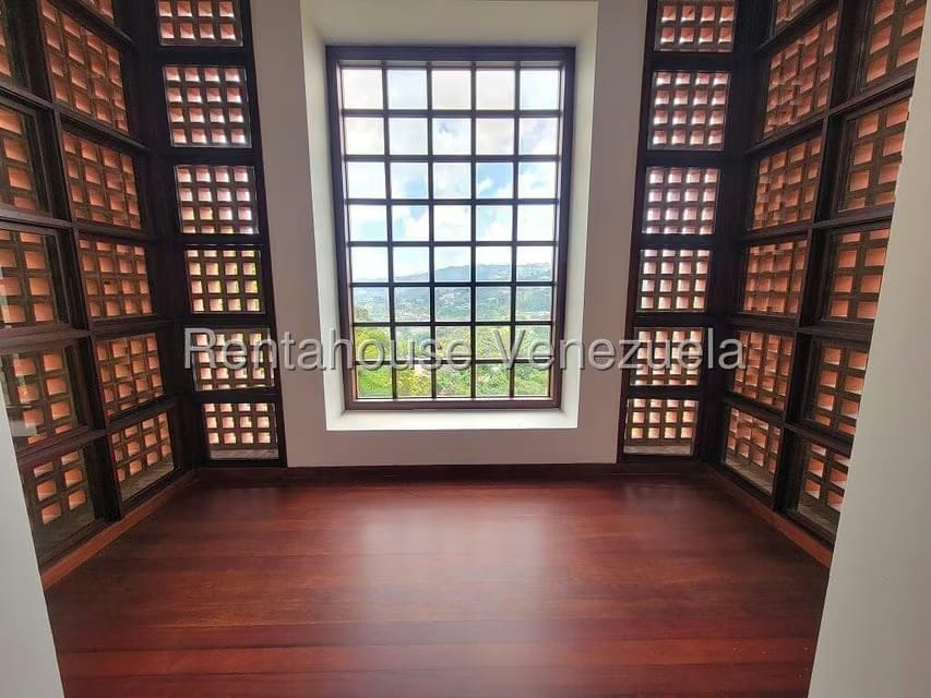 Casa (Multipes Niveles) en Alquiler en Colinas del Tamanaco, Distrito Metropolitano - 6