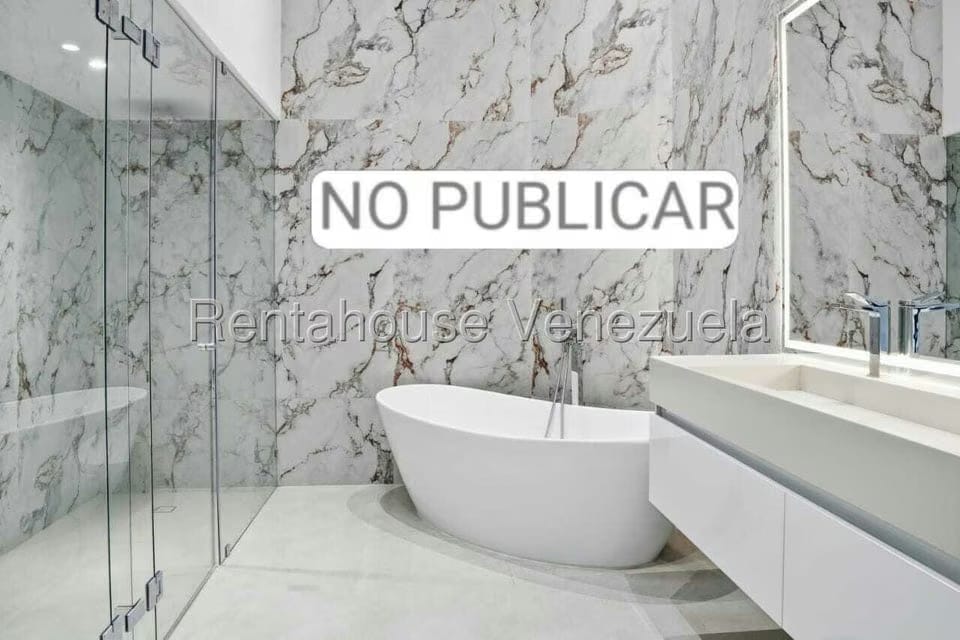 Casa (1 Nivel) en Venta en La Lagunita Country Club, Distrito Metropolitano - 20
