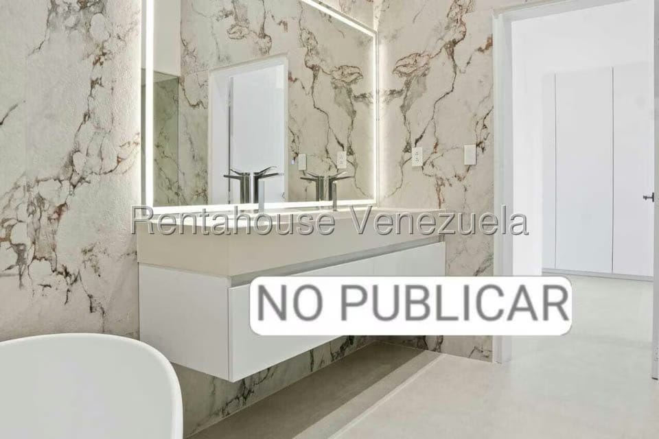 Casa (1 Nivel) en Venta en La Lagunita Country Club, Distrito Metropolitano - 22