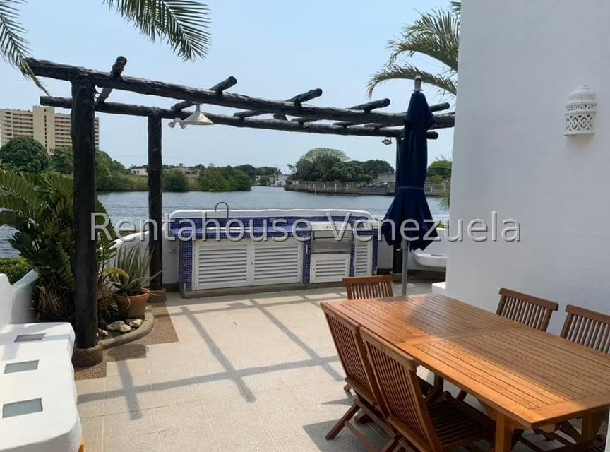Townhouse (Duplex) en Venta en Puerto Encantado, Miranda - 13