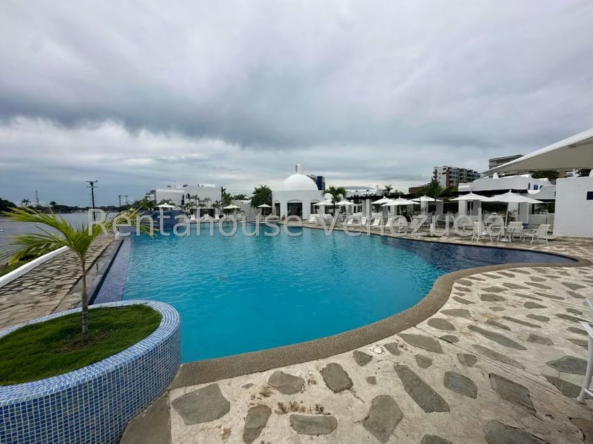 Townhouse (Duplex) en Venta en Puerto Encantado, Miranda - 3