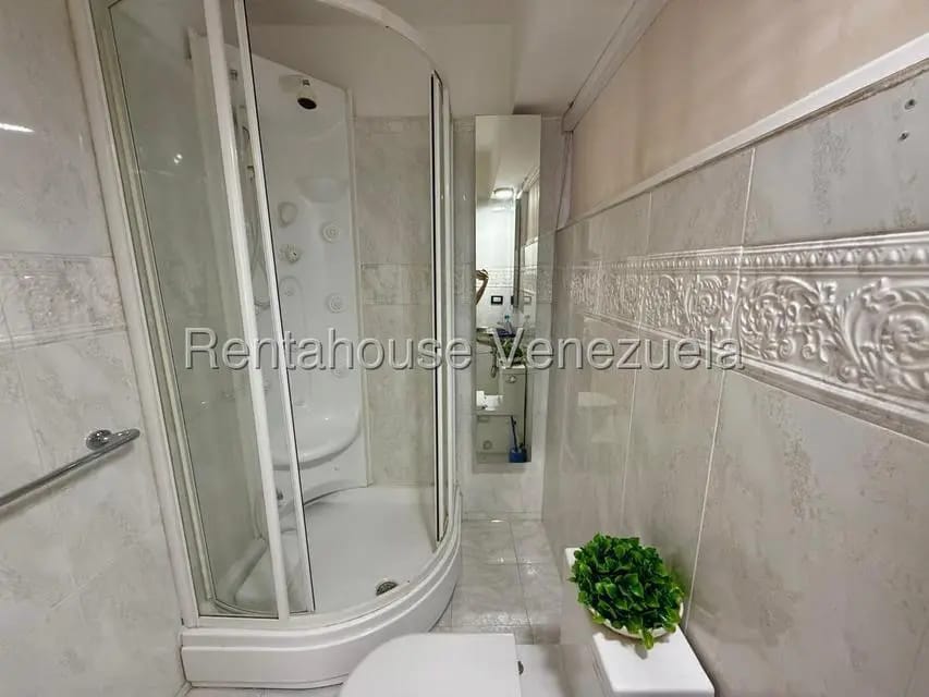 Apartamento (1 Nivel) en Venta en La Llanada, Vargas - 9