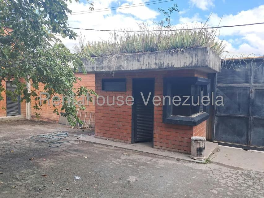 Comercial (Galpon - Deposito) en Venta en Valle Arriba, Miranda - 3