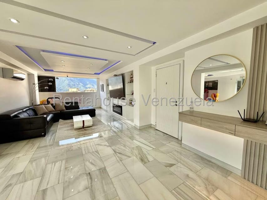 Apartamento (Penthouse) en Venta en Colinas de Bello Monte, Distrito Metropolitano - 4