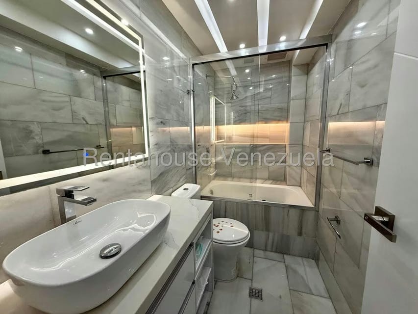 Apartamento (Penthouse) en Venta en Colinas de Bello Monte, Distrito Metropolitano - 31