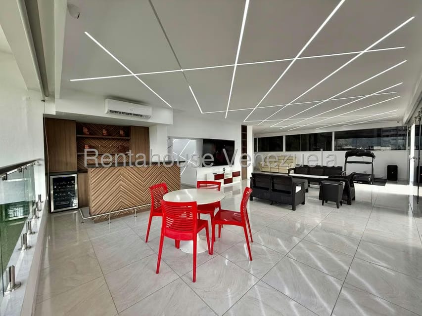 Apartamento (Penthouse) en Venta en Colinas de Bello Monte, Distrito Metropolitano - 40