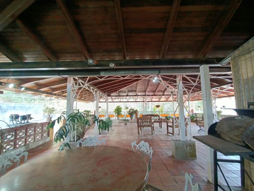 Casa (1 Nivel) en Venta en Potrerito, Miranda - 45