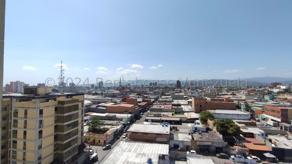 Comercial (Oficina) en Alquiler en Centro, Lara - 21