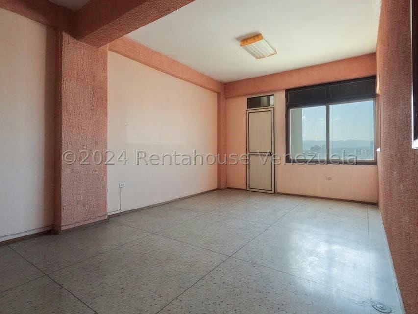 Comercial (Oficina) en Alquiler en Centro, Lara - 28
