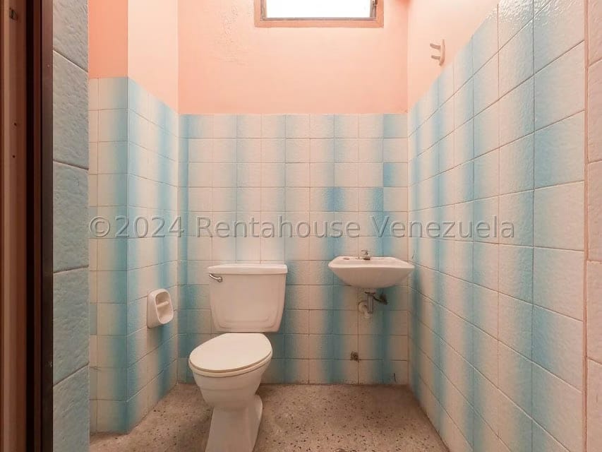 Comercial (Oficina) en Alquiler en Centro, Lara - 4