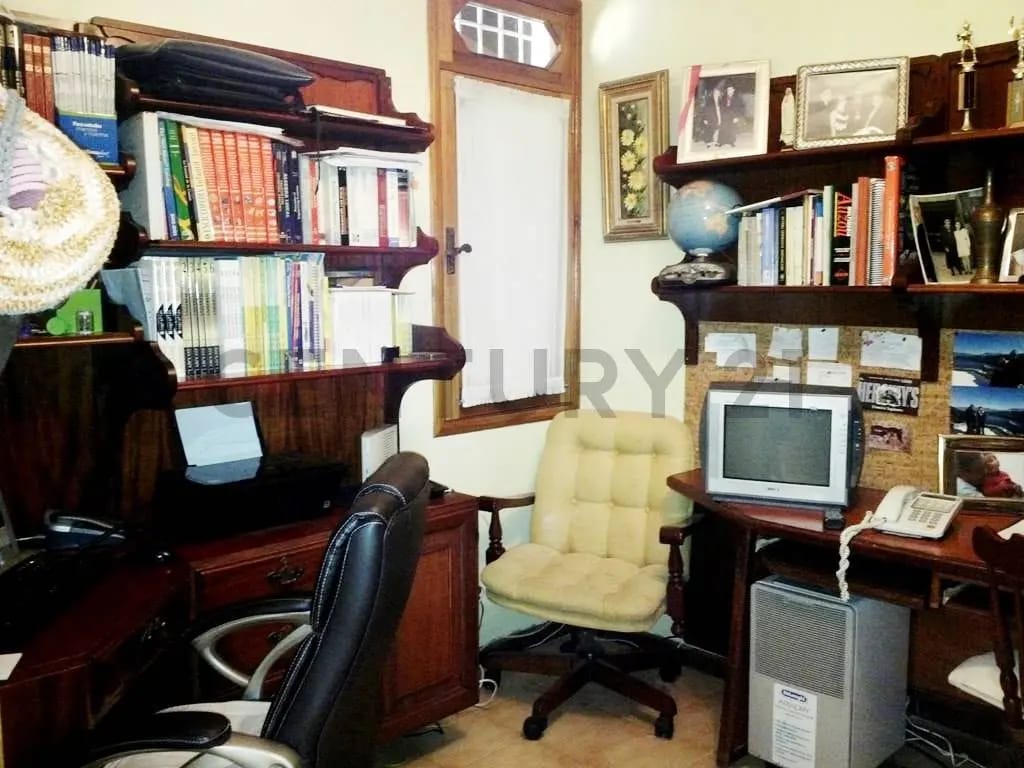 Hermosa Casa de dos niveles de 456mts2 de construcción y 400mts de terr. - 16