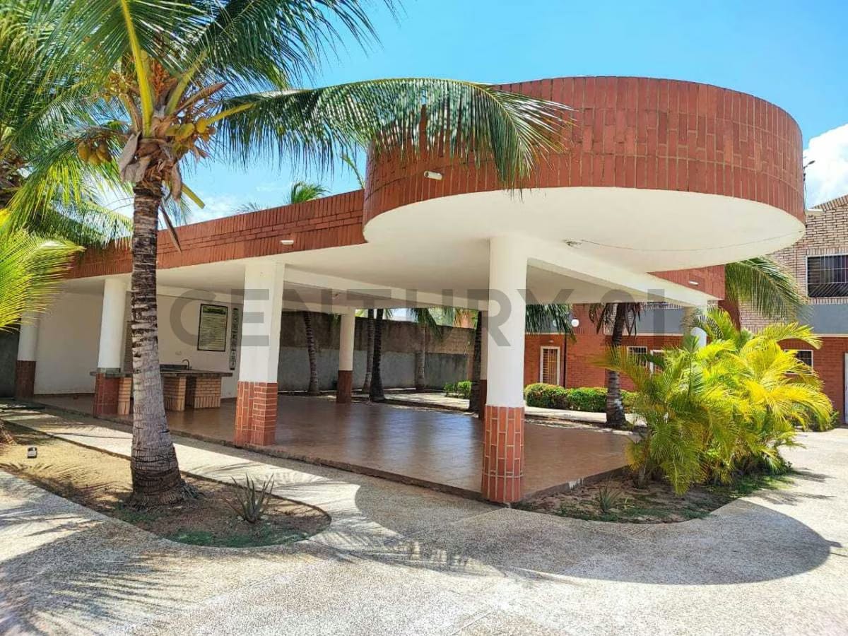 VENTA TOWNHOUSE CUIDAD FLAMINGO 4HAB/3BAÑOS/1PUESTO - 11