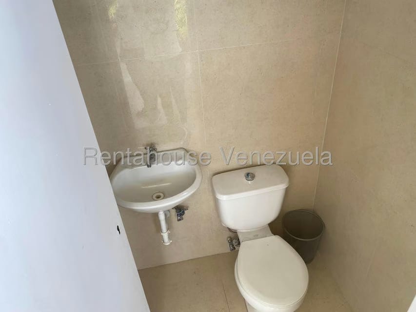 Casa (Multipes Niveles) en Venta en La California Norte, Distrito Metropolitano - 24