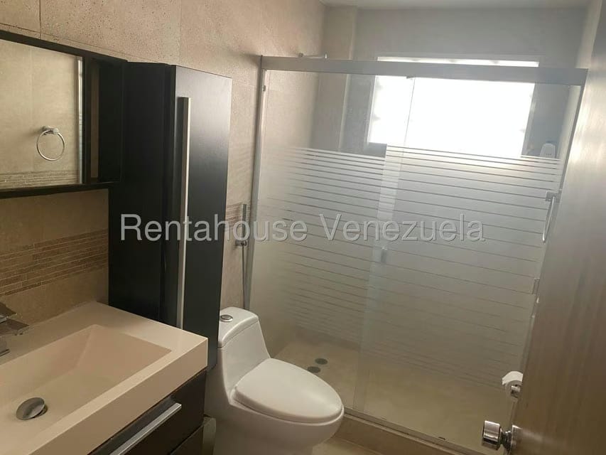 Casa (Multipes Niveles) en Venta en La California Norte, Distrito Metropolitano - 32