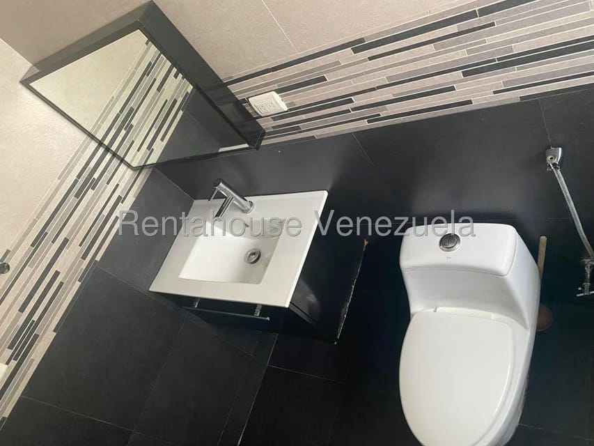 Casa (Multipes Niveles) en Venta en La California Norte, Distrito Metropolitano - 35