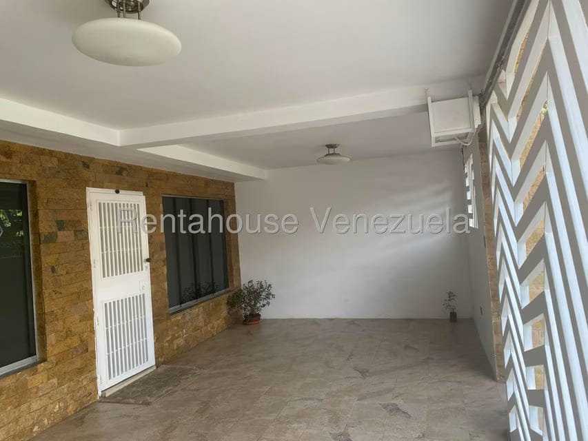 Casa (Multipes Niveles) en Venta en La California Norte, Distrito Metropolitano - 51