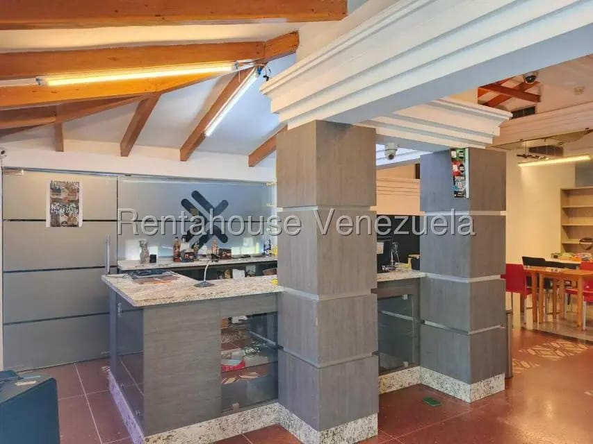 Comercial (Local Comercial) en Venta en Avenida Bella Vista, Zulia - 12