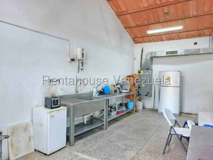 Comercial (Local Comercial) en Venta en Avenida Bella Vista, Zulia - 25