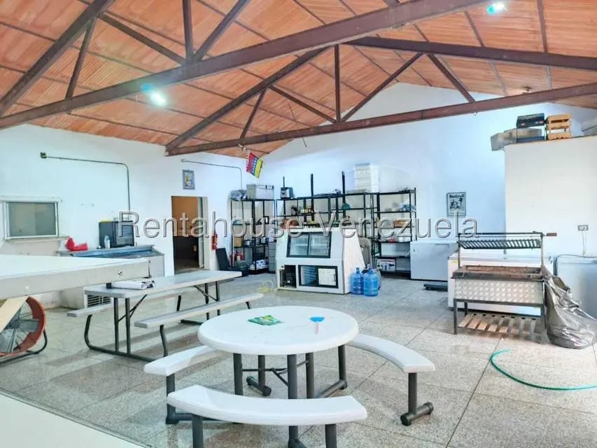 Comercial (Local Comercial) en Venta en Avenida Bella Vista, Zulia - 33