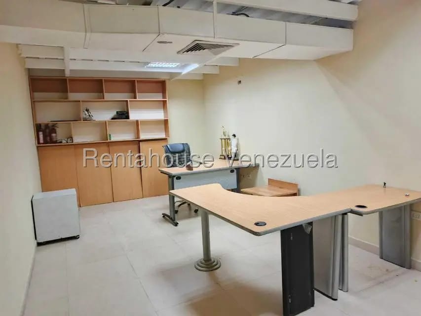 Comercial (Local Comercial) en Venta en Avenida Bella Vista, Zulia - 47