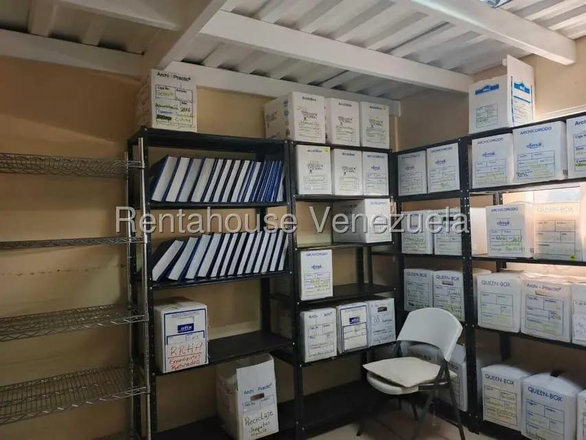 Comercial (Local Comercial) en Venta en Avenida Bella Vista, Zulia - 52