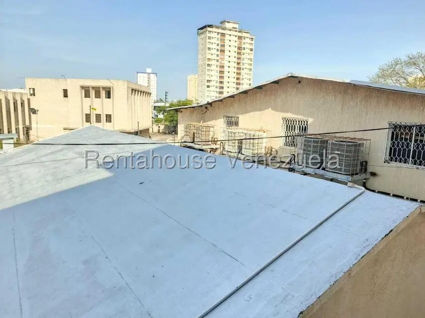 Comercial (Local Comercial) en Venta en Avenida Bella Vista, Zulia - 58