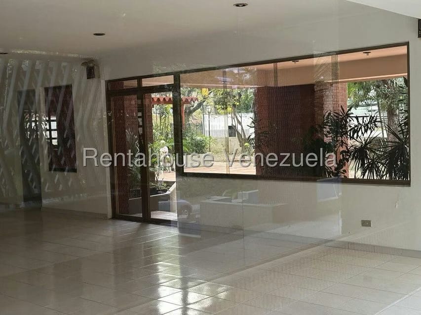 Apartamento (Penthouse) en Venta en Cumbres de Curumo, Distrito Metropolitano - 3