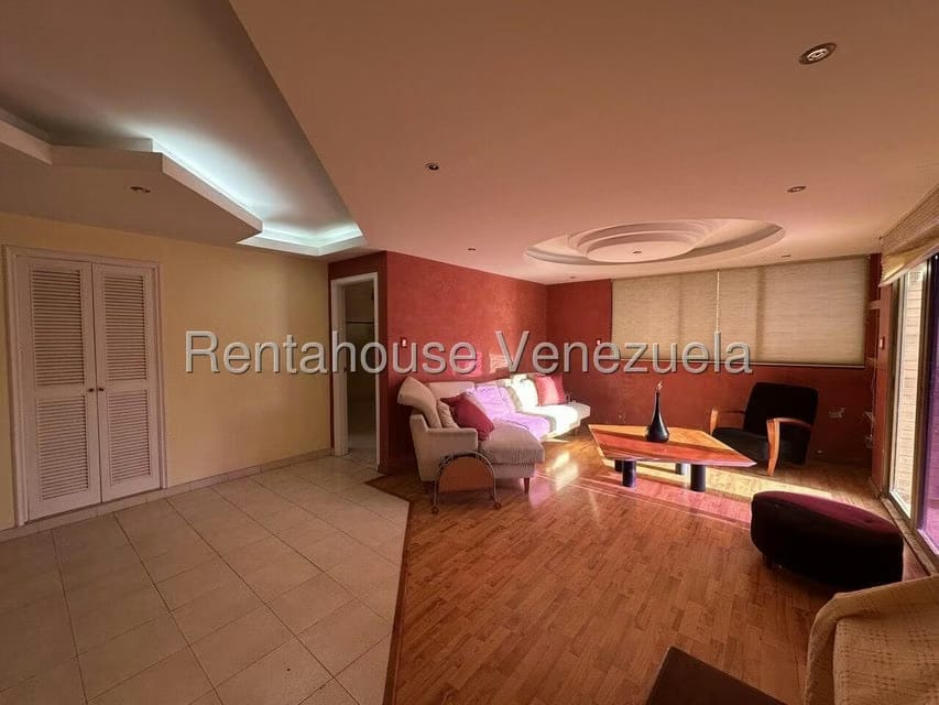 Apartamento (Penthouse) en Venta en Cumbres de Curumo, Distrito Metropolitano - 28