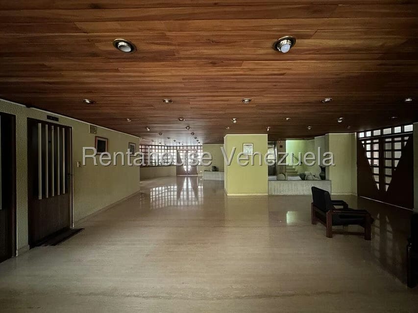 Apartamento (Penthouse) en Venta en Cumbres de Curumo, Distrito Metropolitano - 6