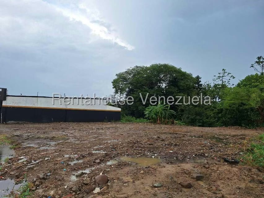 Terreno (Comercial) en Venta en Avenida Bolivar, Merida - 11