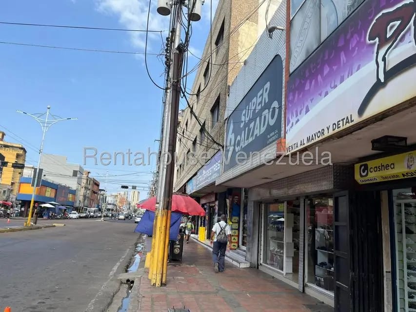 Comercial (Local Comercial) en Venta en Puerto La Cruz, Anzoategui - 2