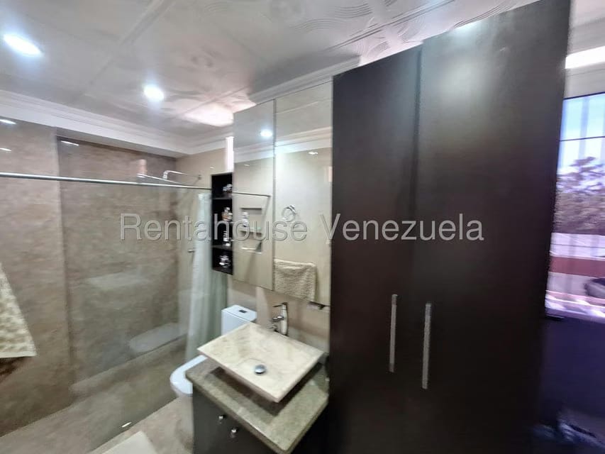 Apartamento (1 Nivel) en Venta en El Parque, Lara - 13