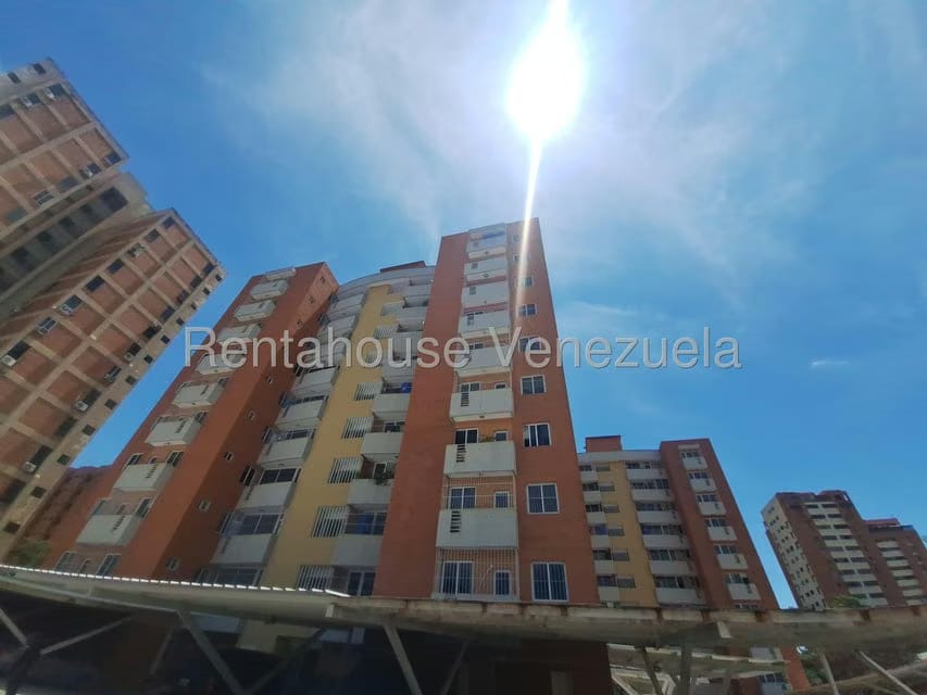 Apartamento (1 Nivel) en Venta en El Parque, Lara - 24