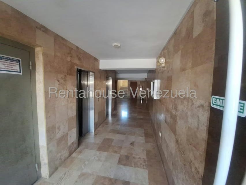 Apartamento (1 Nivel) en Venta en El Parque, Lara - 25