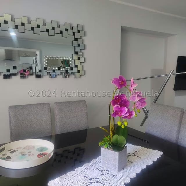 Apartamento (1 Nivel) en Venta en Las Esmeraldas, Distrito Metropolitano - 12