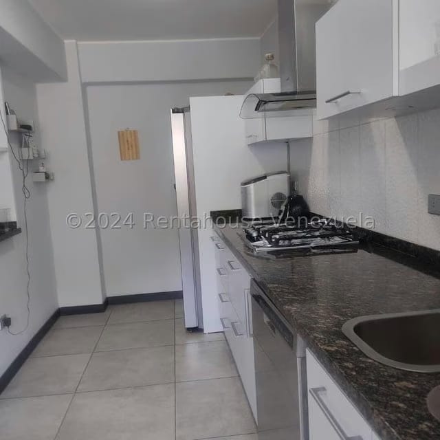 Apartamento (1 Nivel) en Venta en Las Esmeraldas, Distrito Metropolitano - 18