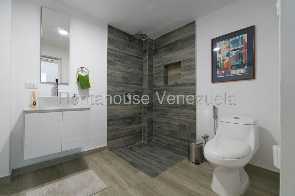 Comercial (Oficina) en Alquiler en Altamira, Distrito Metropolitano - 21